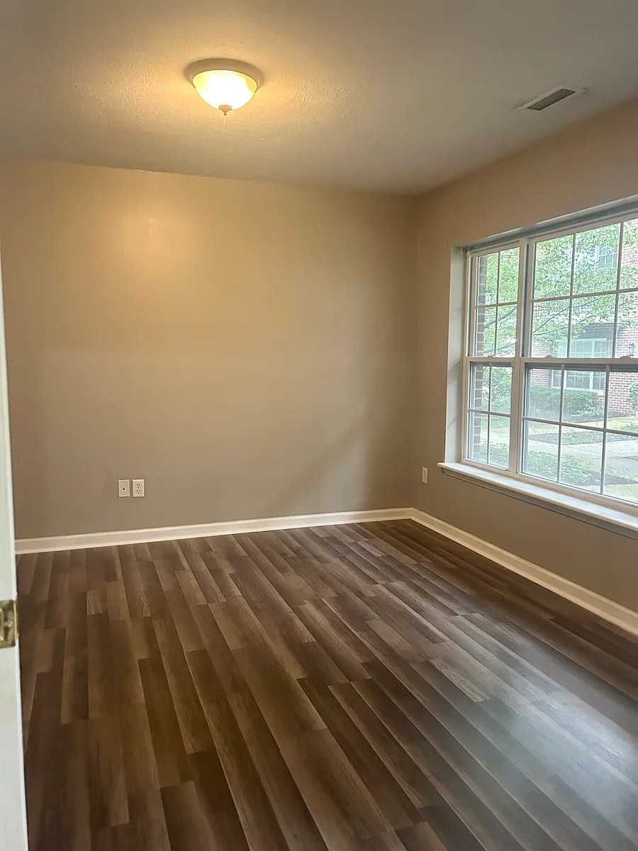Building Photo - 11926 Kelso Dr #3