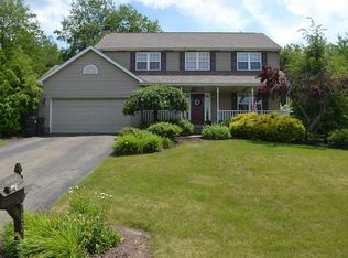 703 Russett Meadow Ct, Cranberry Twp, PA 16066