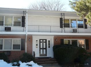 15 Milford Ln APT 7204, Suffern, NY 10901