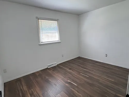 3297-99 Ashland St #1 Photo 1