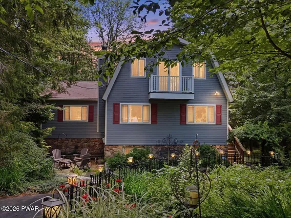 1458/63 Woodcrest Ln, Lake Ariel, PA 18436