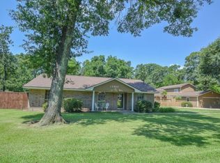 17903 Strack Dr, Spring, TX 77379