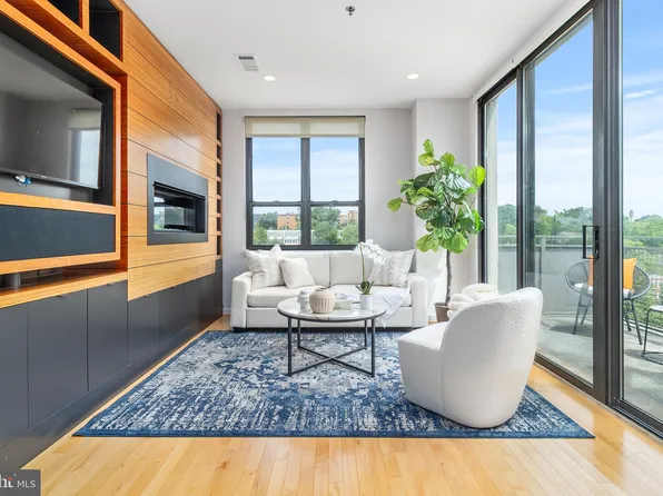 3883 Connecticut Ave NW APT 909, Washington, DC 20008