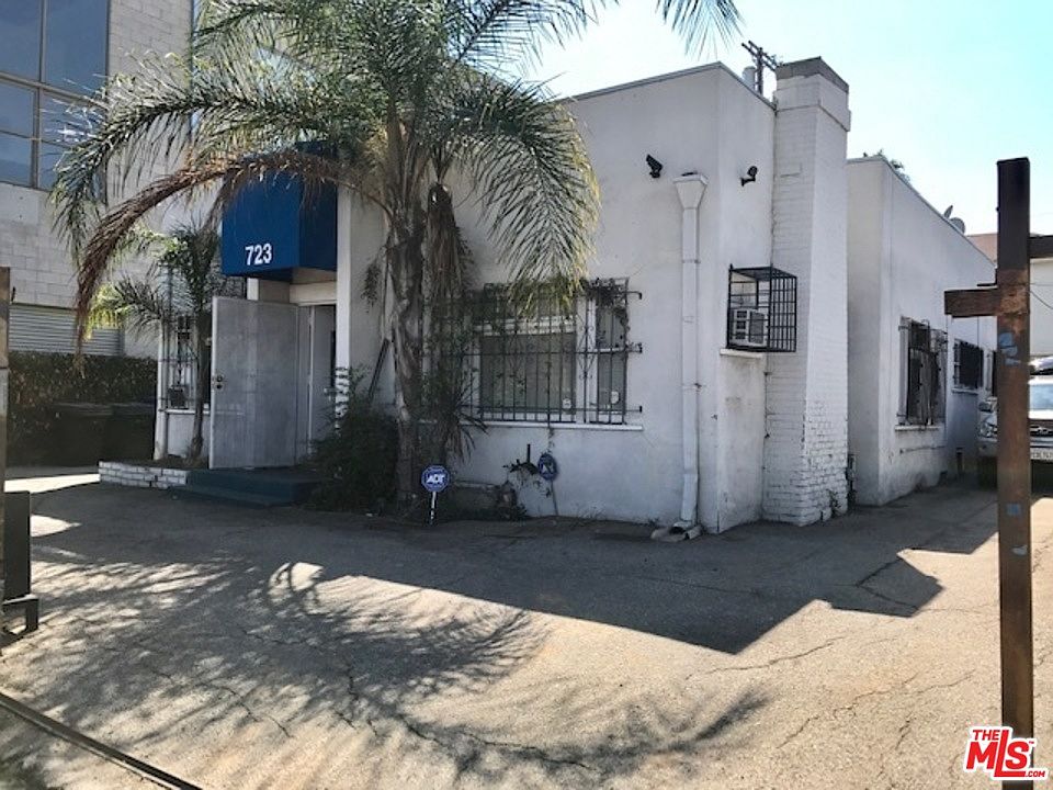 1st image of 721 N Cahuenga Blvd