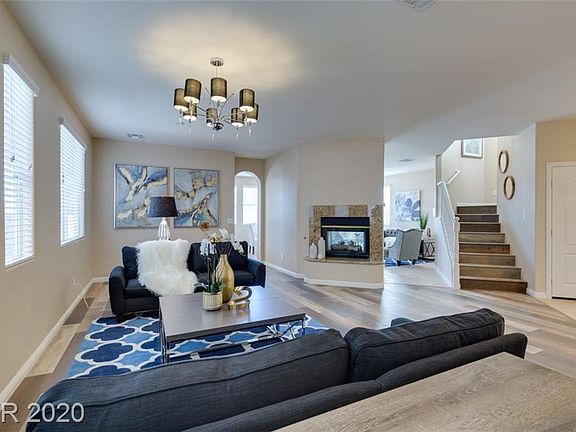 3rd image of 4033 Villeroy Ave