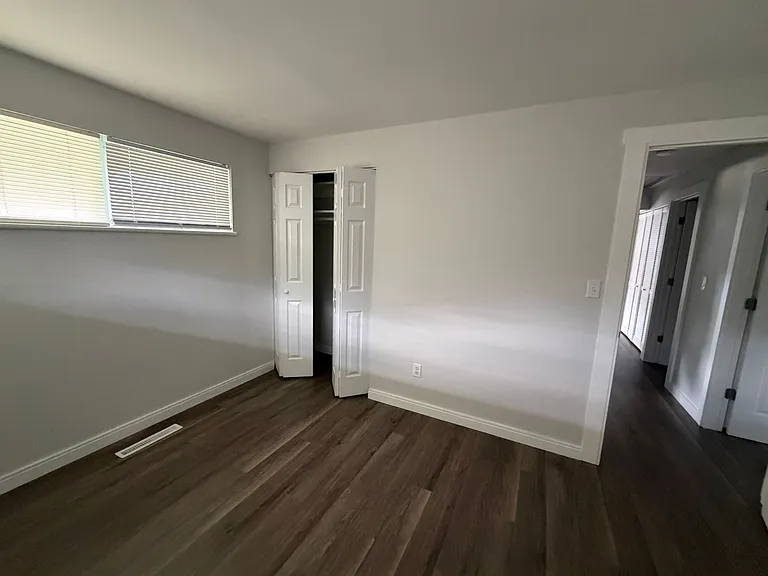 4326 Kitridge Rd — Photo 16