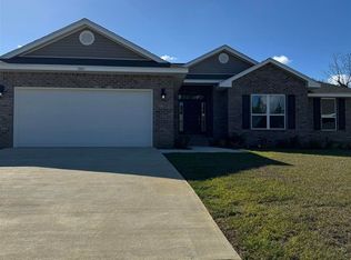 1807 Sunset Maple Rd #26B, Cantonment, FL 32533