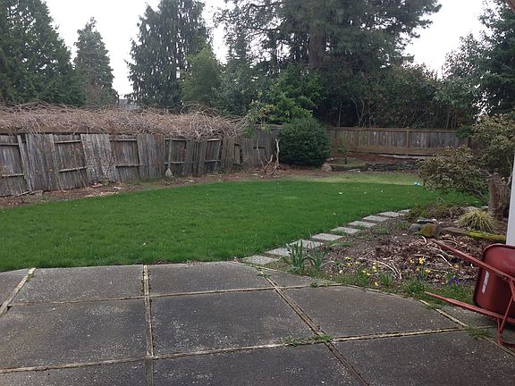 4th image of 9715 NE 15th St