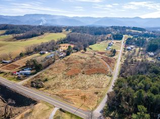 100 Slumber Ln, Chuckey, TN 37641