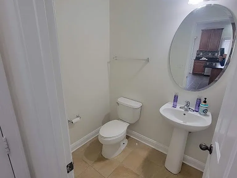 116 Silverspring Pl — Photo 12