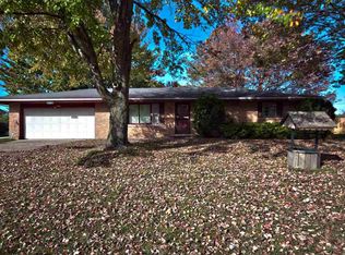 25705 Lily Creek Dr, Elkhart, IN 46514