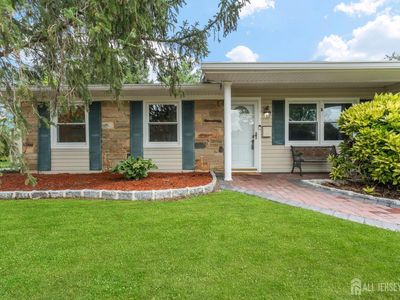 41 Grand Blvd, Monroe Township, NJ, 08831