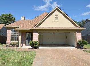 2219 Lake Springs Ln, Cordova, TN 38016