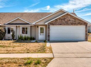 905 8th Ave NW, Altoona, IA 50009
