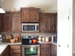 1722 Quiet Ln, Ardmore, OK 73401