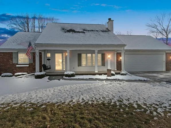 1309 E Wisconsin Ave, Little Chute, WI 54140