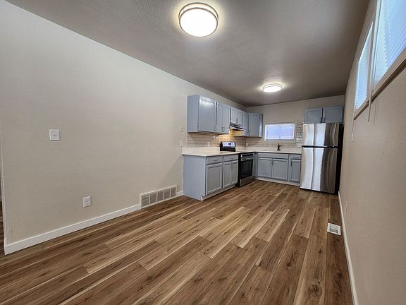 4th image of 1421 Anita St