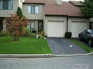 1st image of 54 Oakwood Ct