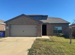 616 Aqueduct Dr, Seagoville, TX 75159