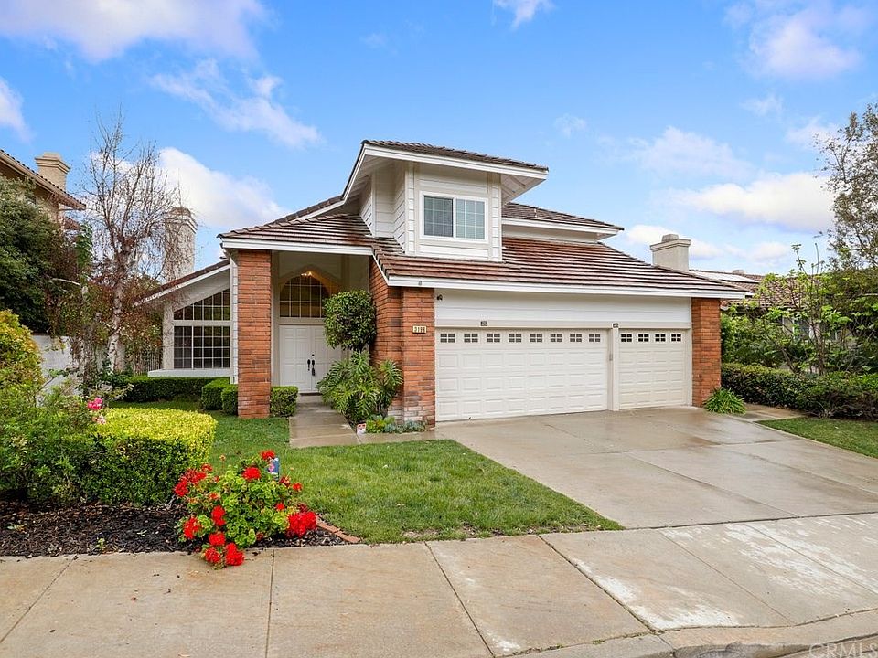 1st image of 3196 Versaille Ct