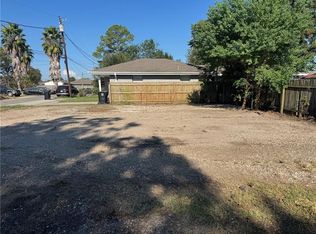 502 Chalmette Ave, Chalmette, LA 70043