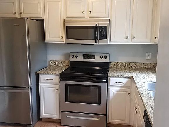 5th image of 2414 E Marks St