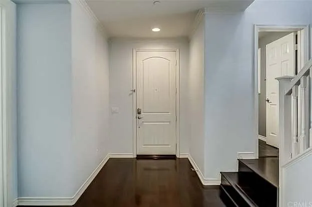 4 bed, 2215 sqft, $3,600 — Photo 3