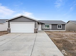 712 E Cascade St, Othello, WA 99344