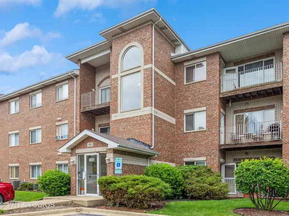 881 N Swift Rd Unit 106, Addison, IL 60101