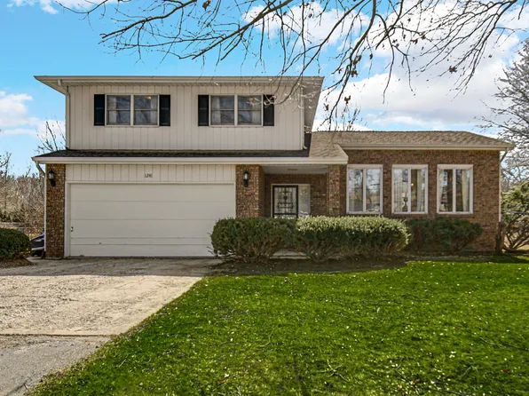 1241 Sunset Ln, Chesterton, IN 46304