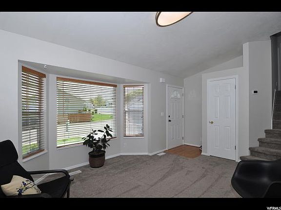 5th image of 5042 W Wormwood Dr