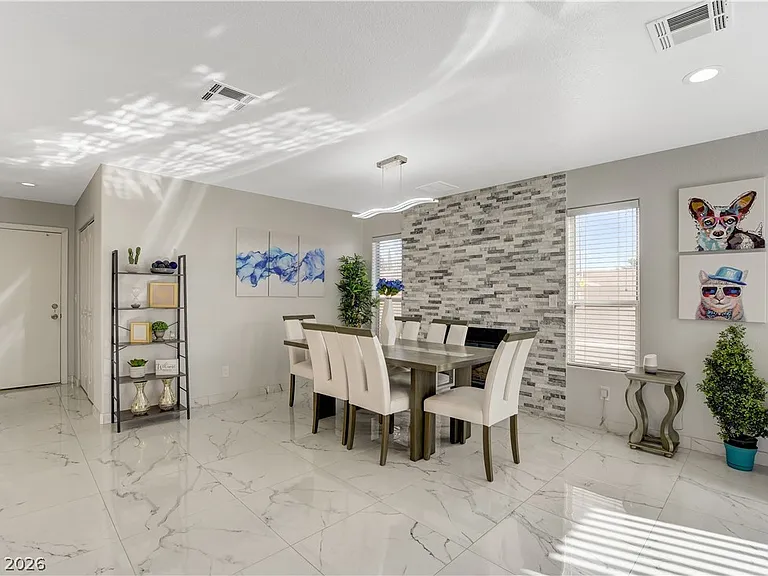 7301 Casa Solar Ct — Photo 12