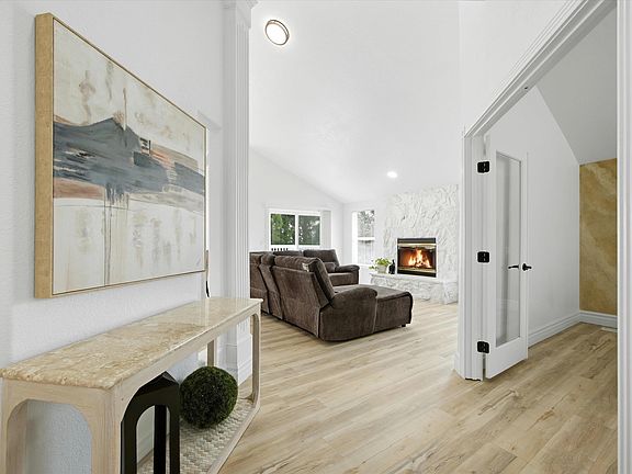 5th image of 4104 Horizon Dr