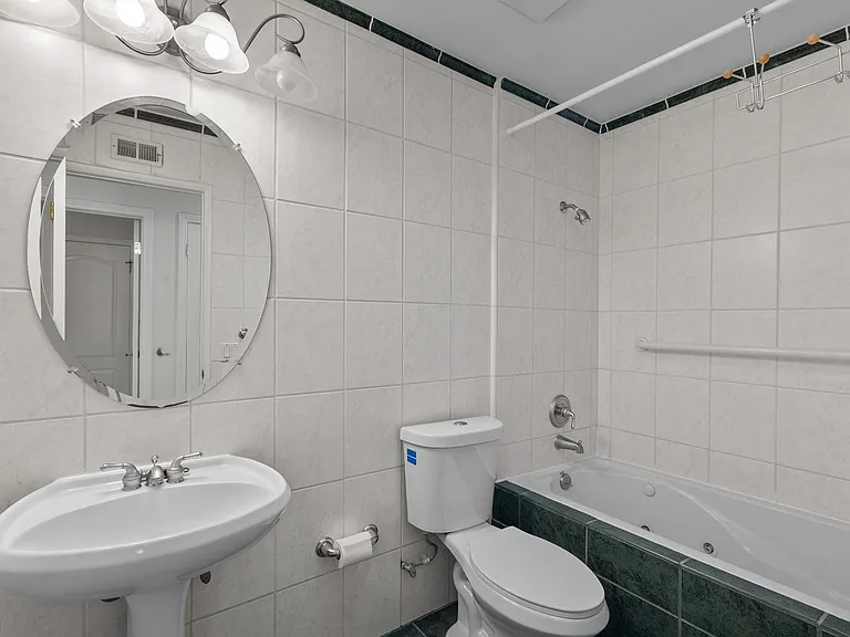 248 Cedar Heights Dr — Photo 3