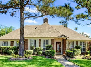 2102 Kilkenny Dr, Pearland, TX 77581