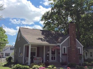 31 E Maple St, Bellbrook, OH 45305