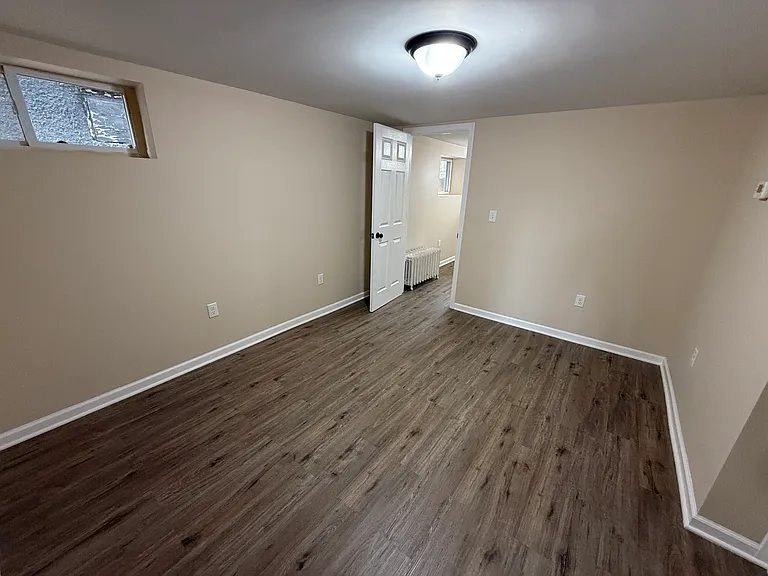 642 Water St #5 — Photo 5