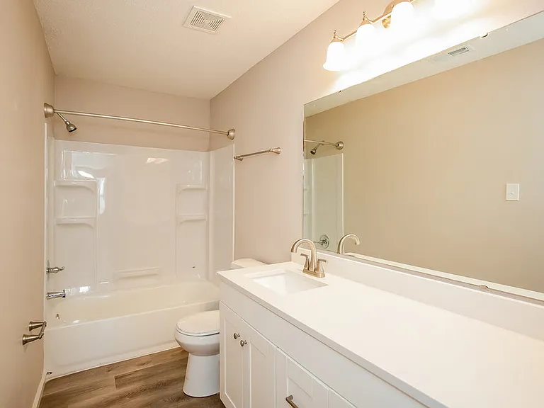 6762 Kinnerton Dr — Photo 12