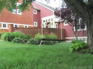 382 River St, Windsor, CT 06095