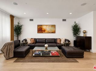 1304 S Roxbury Dr #202, Los Angeles, CA 90035