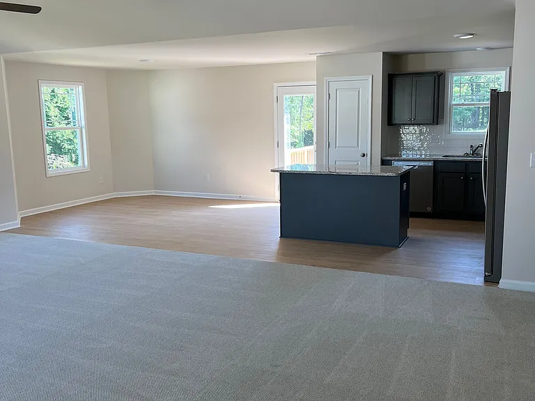 189 Wynd Crest Way — Photo 3