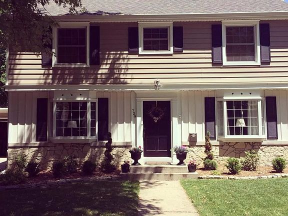 2nd image of 729 W Stratford Dr
