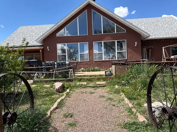 (undisclosed Address), Cedar Crest, NM 87008