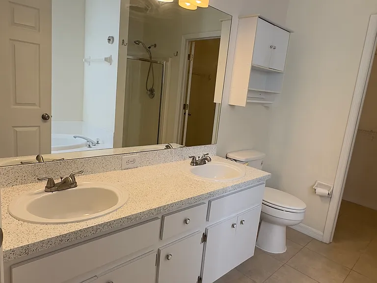 7238 Bellingham Oaks Blvd — Photo 14