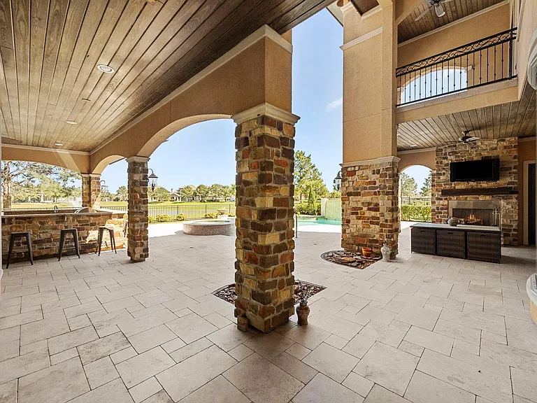 11418 Lago Verde Dr — Photo 47