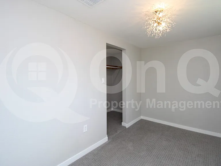 1321 E Willetta St #B — Photo 5