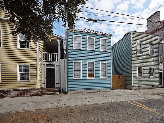 2nd image of 126 Logan St