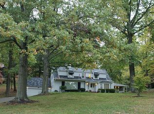 920 Kensington Rd, Coshocton, OH