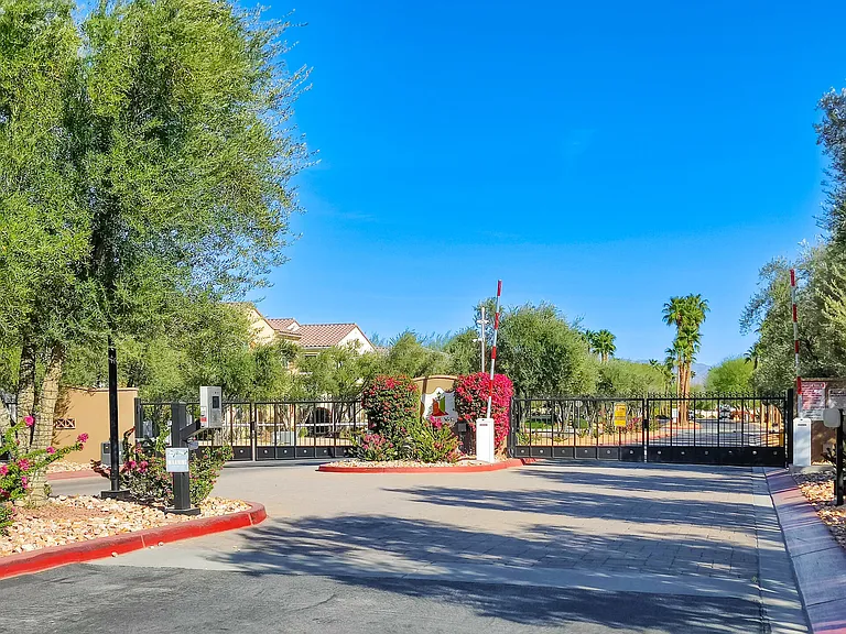 520 Calle Vibrante #520 — Photo 25