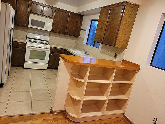 4th image of 5336 Corteen Pl Unit 1